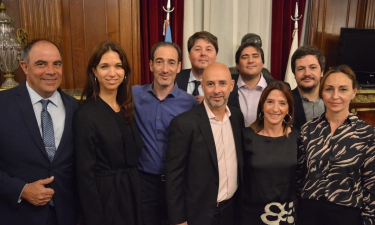 La UCR criticó a Nación por abrir las escuelas porteñas por las elecciones en Bolivia