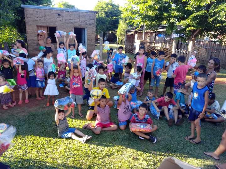 Doctora de los juguetes, iniciativa que lleva alegría a la región