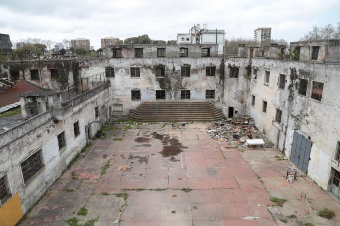 Piden transformar la excárcel de Caseros para desarrollo tecnológico y productivo