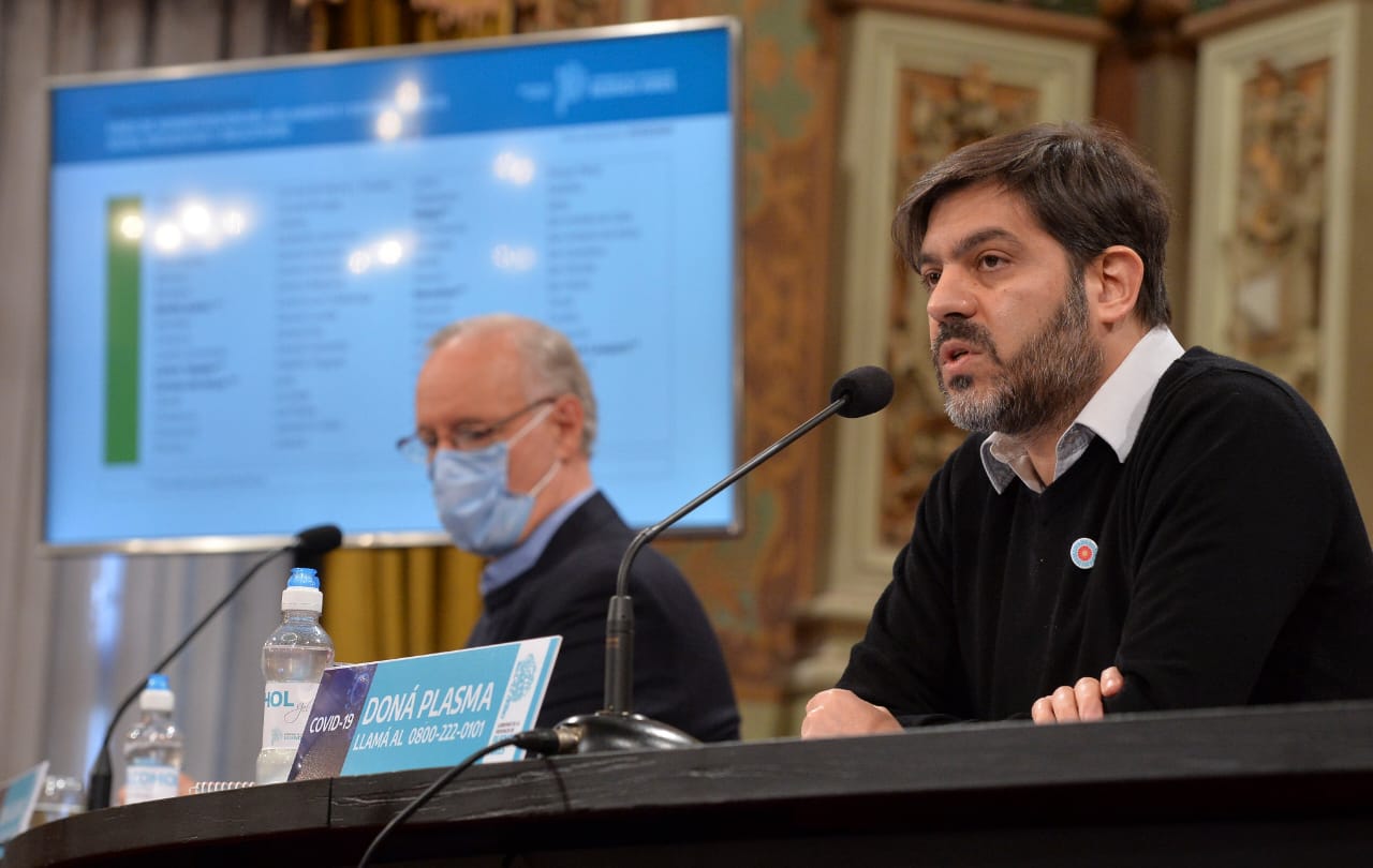 Bianco y Gollán dijeron que en la Provincia siguen bajando los casos de Covid