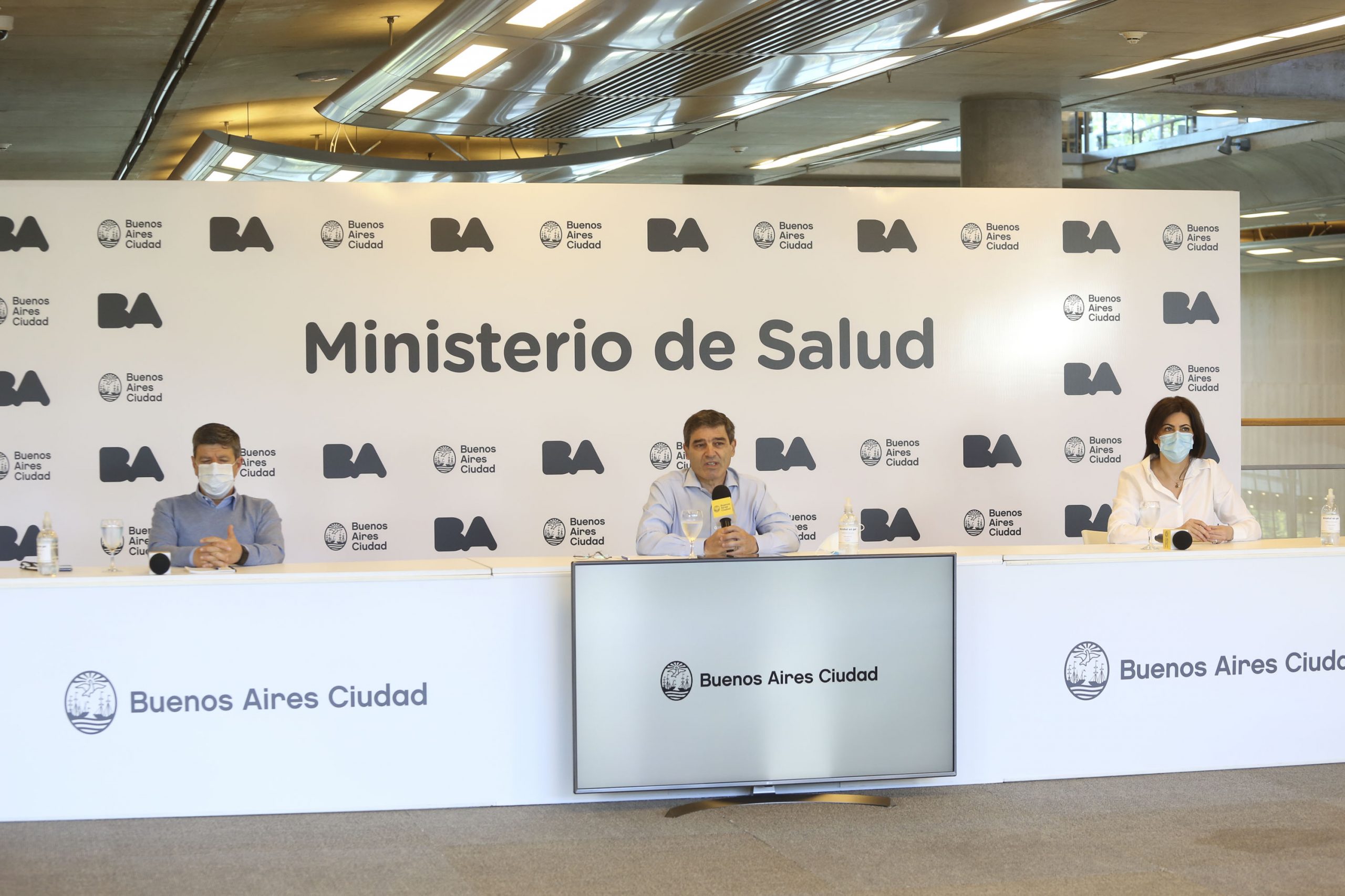 Quirós aseguró que "hay que trabajar para evitar un rebrote" como en Europa