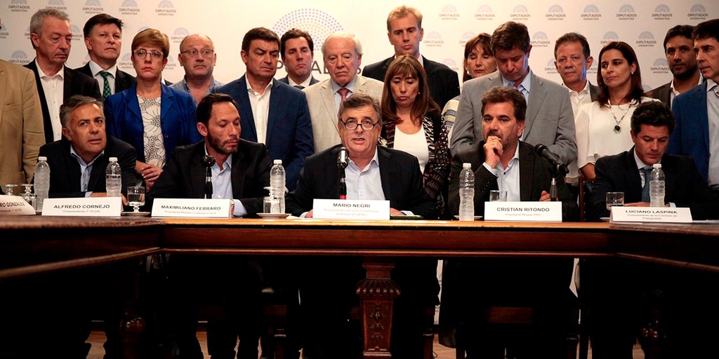 JxeC le respondió a Cristina y le pidió "gestos serios y concretos" para dialogar