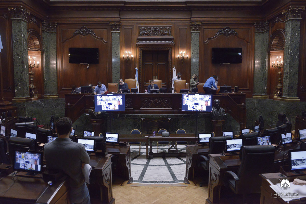 La sesión: beneficio fiscal para clubes y equidad de género en el deporte