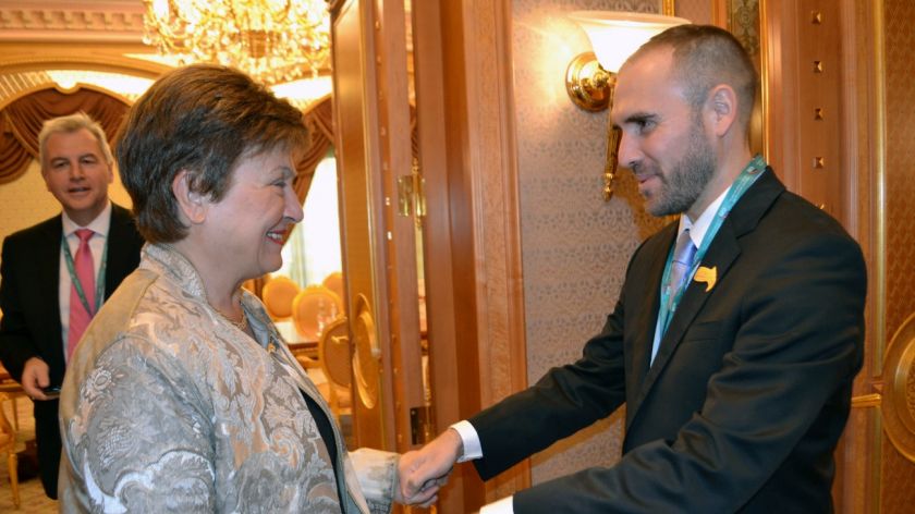 Llega el FMI para refinanciar la deuda de u$s 44.000 millones