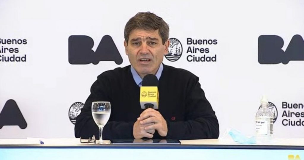 Quirós: "La vacuna no va a eliminar la circulación del virus"