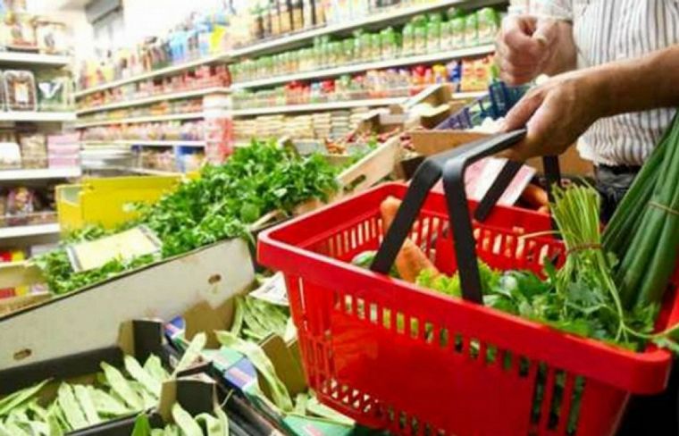 Autorizan subas en productos de la canasta básica