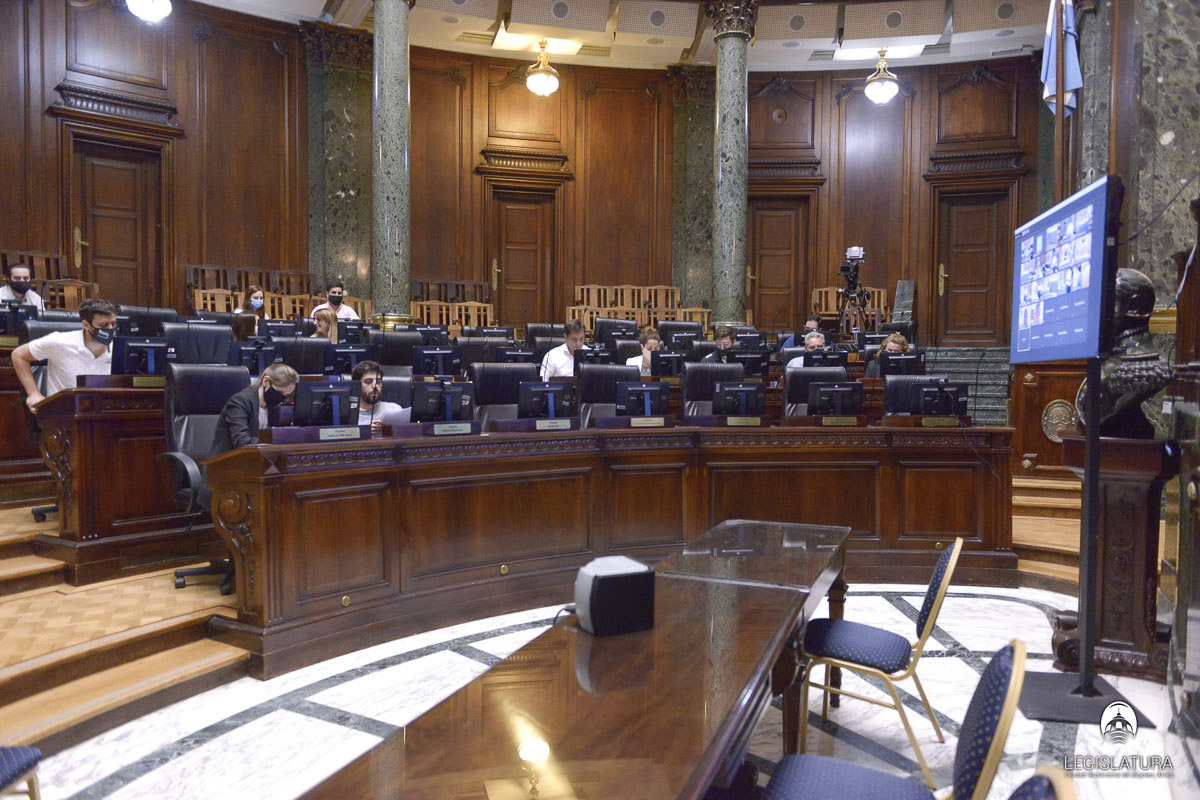 San Lorenzo y la estatización del estacionamiento medido a un paso de aprobarse