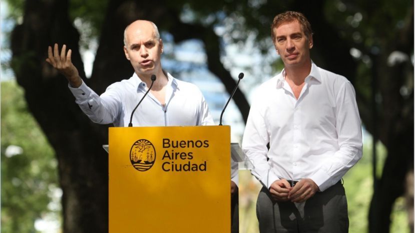 Larreta y Santilli se enojaron por una nota periodística