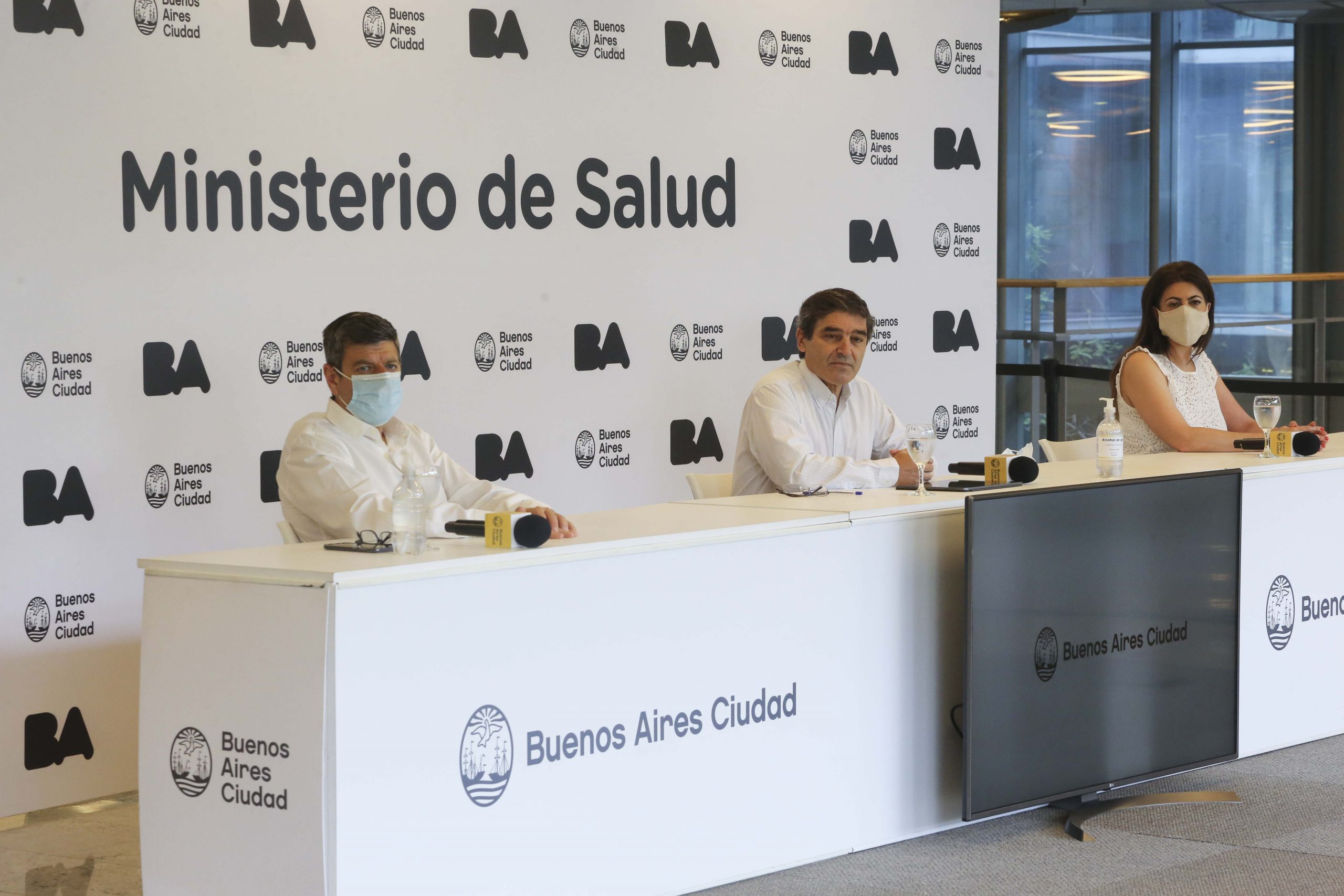 Quirós también criticó a Nación: "El recorte es enorme e intempestivo"