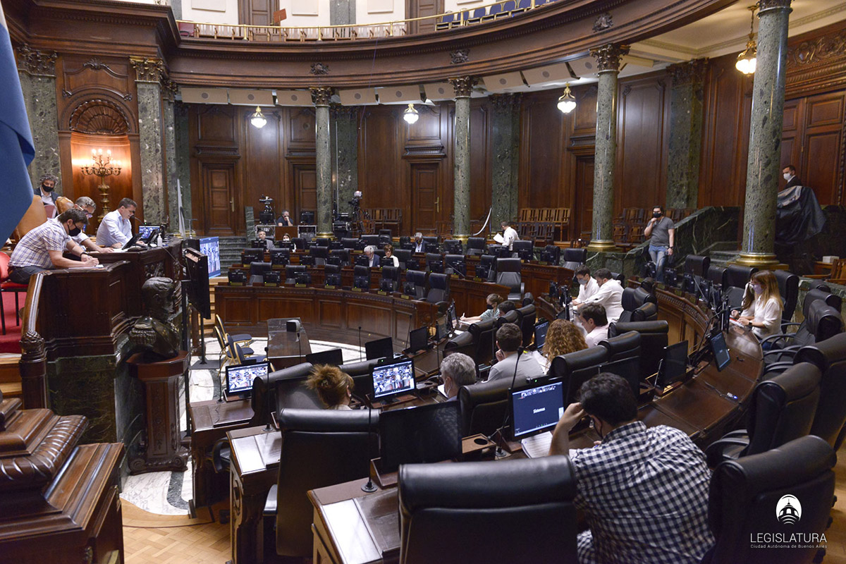 Proyectos de economía social, nuevos jueces y cambios de normas judiciales