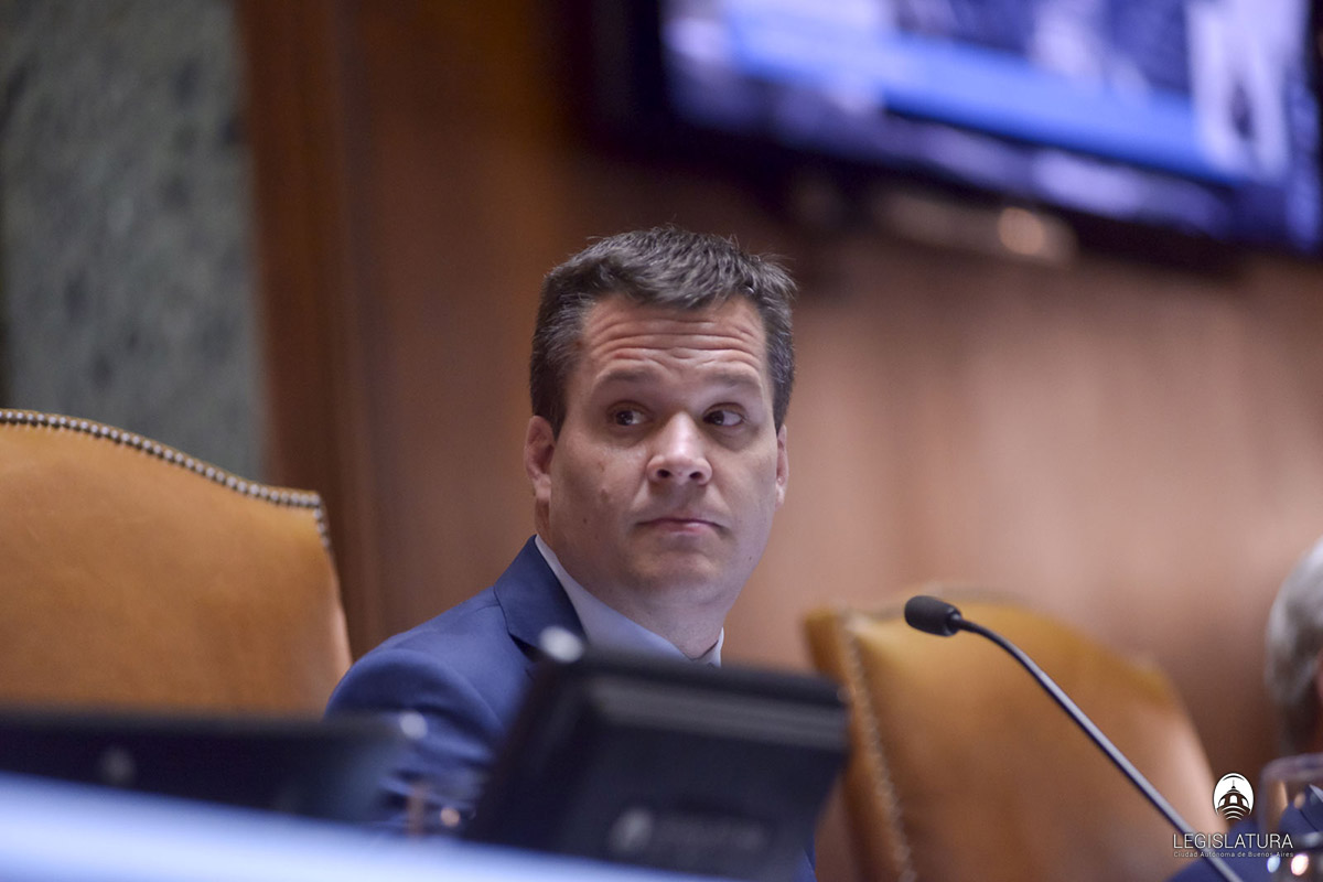 La Ley de Economía Social logró la unión de VJ, la UCR y el FdT