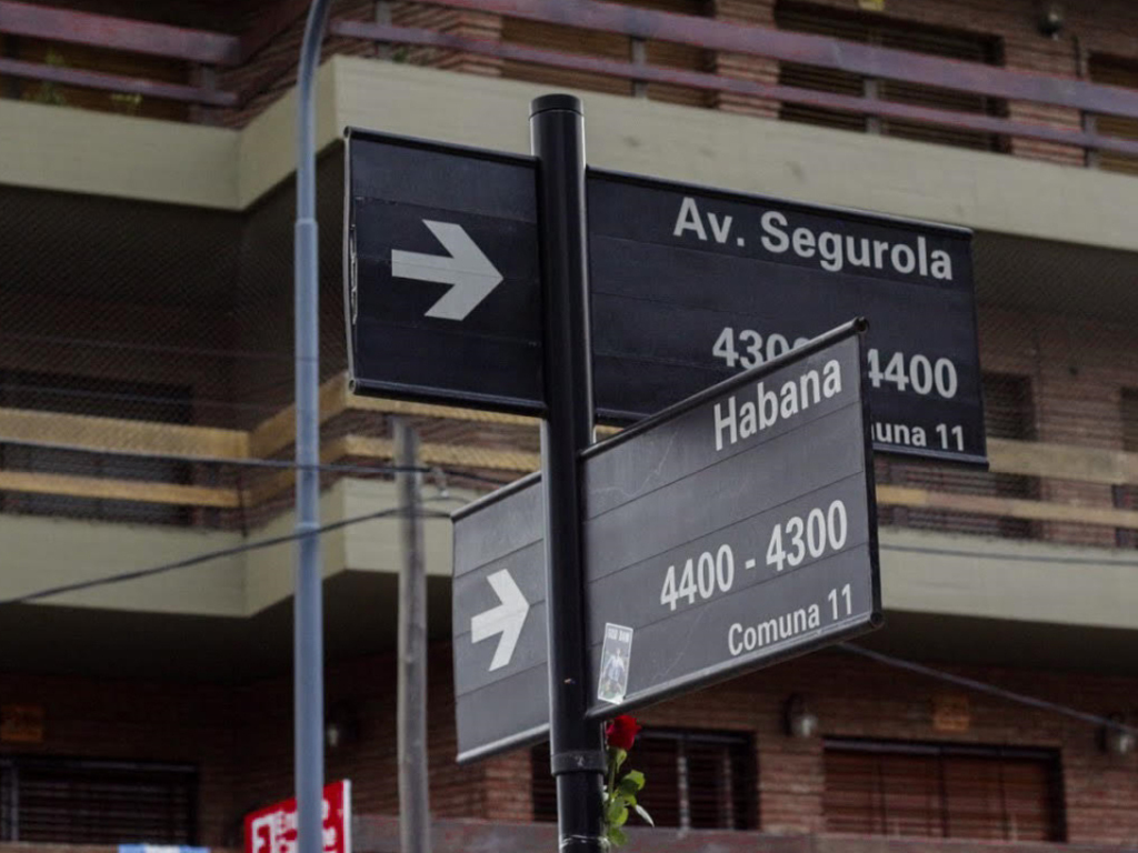 Legislatura: placa en homenaje a Maradona en Segurola y Habana