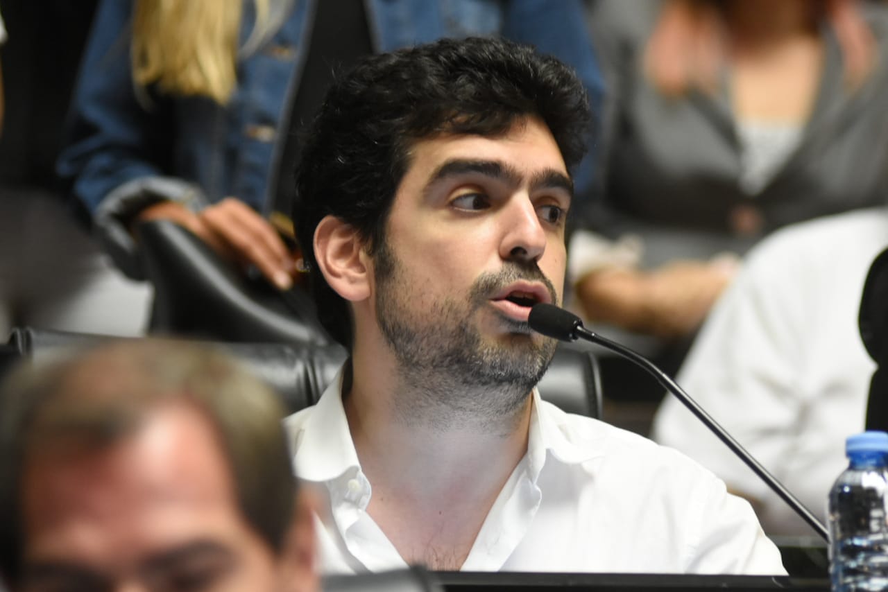 "Larreta pretende pagar su campaña con el impuesto a las tarjetas de crédito”