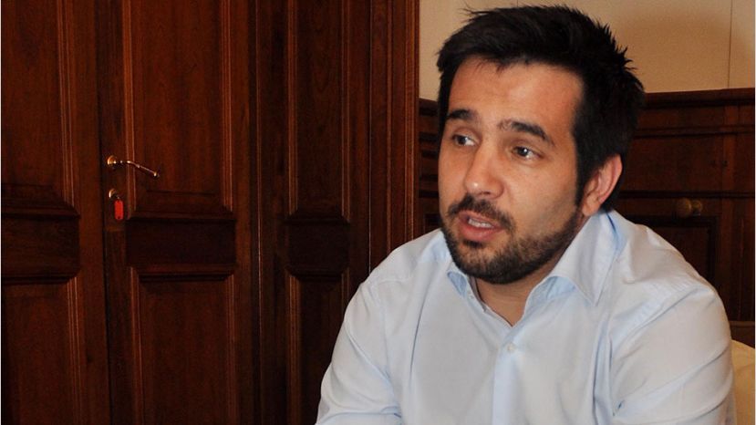 Mura: "Hay una idea de desfinanciar a la Ciudad"