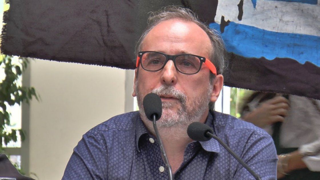 "Son dos leyes complementarias, no obliga a nadie a abortar"