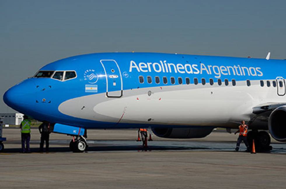 Finalmente, un vuelo de Aerolíneas va a Rusia a buscar las primeras vacunas