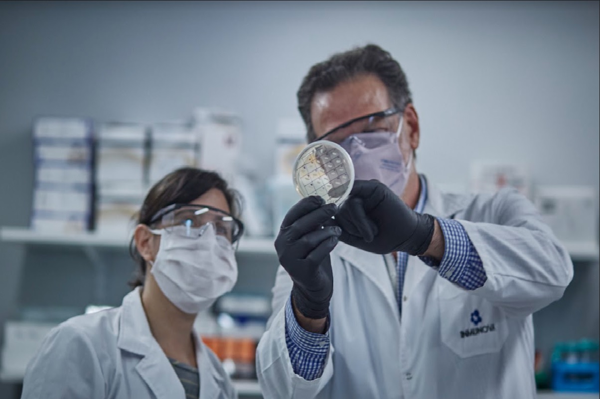 La ANMAT aprobó el suero equino como tratamiento para el Covid