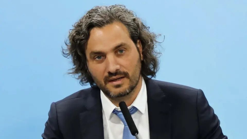 "El Presidente definirá con los gobernadores el comienzo de la campaña de vacunación"