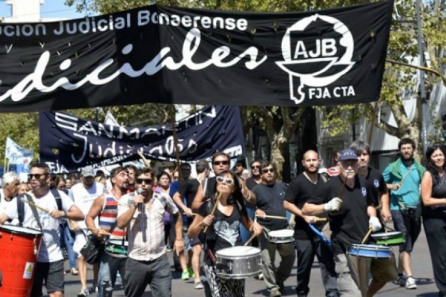 La Provincia cierra el año con paritarias: el turno de los judiciales
