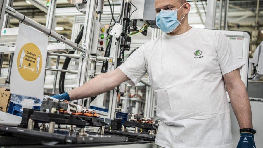 El Gobierno cambio las condiciones para que las empresas accedan al RePro II