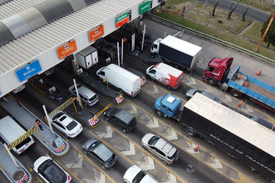 Golpe al bolsillo: aumentaron un 55% los peajes de las autopistas en la Ciudad
