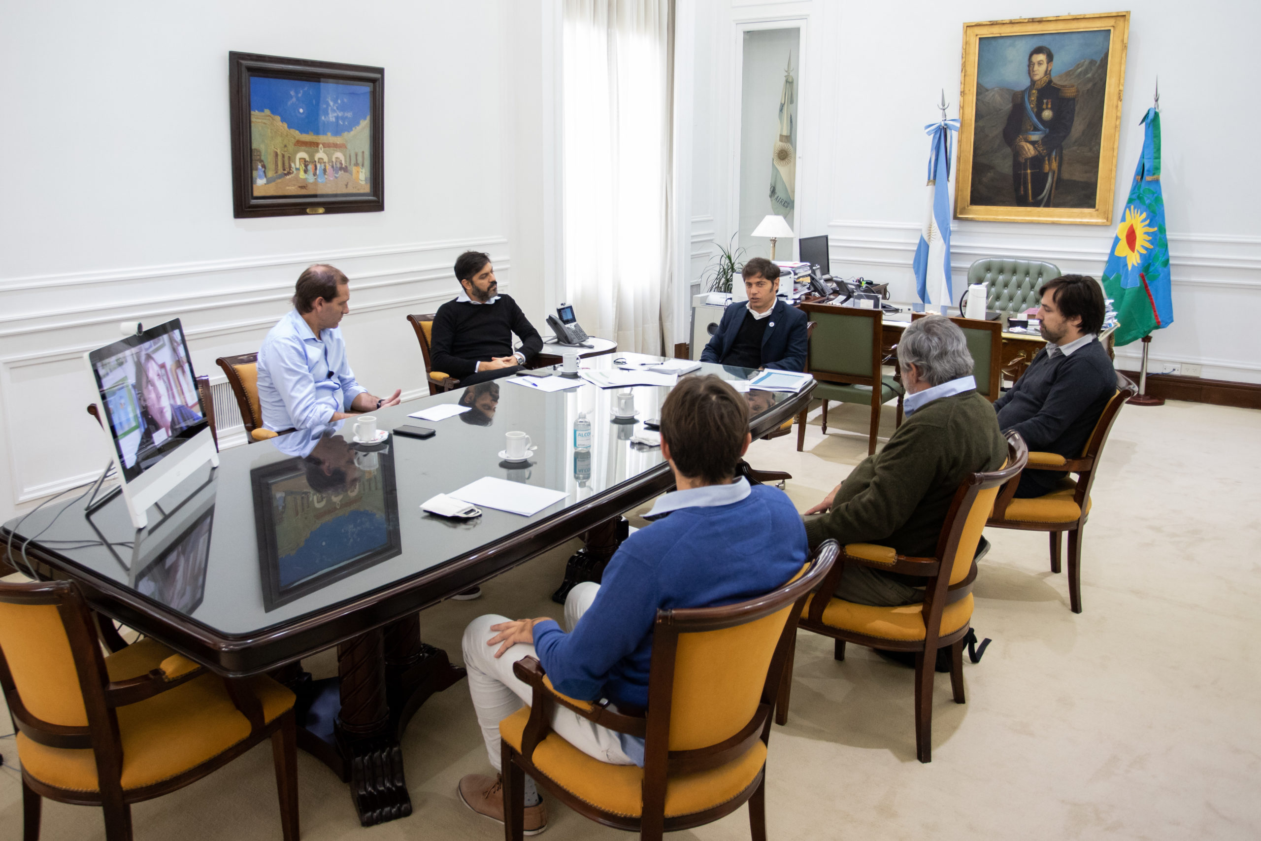 Kicillof y los intendentes reforzarán controles para bajar casos