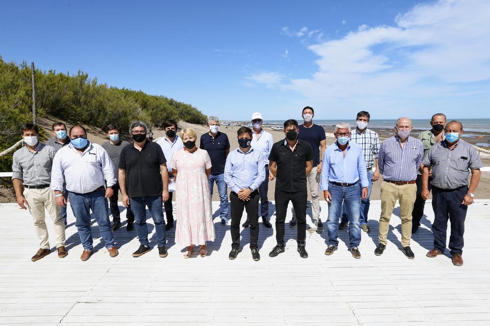 Kicillof se reunió con intendentes: "Necesitamos bajar los contagios"