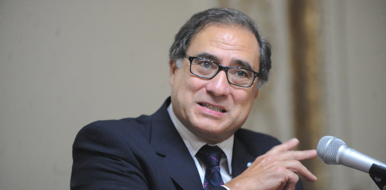 Jorge Argüello aseguró que trabaja para una reunión Fernández-Biden