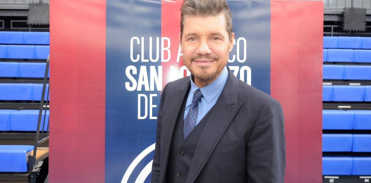 Tinelli prometió construir el nuevo estadio "en menos de tres años"