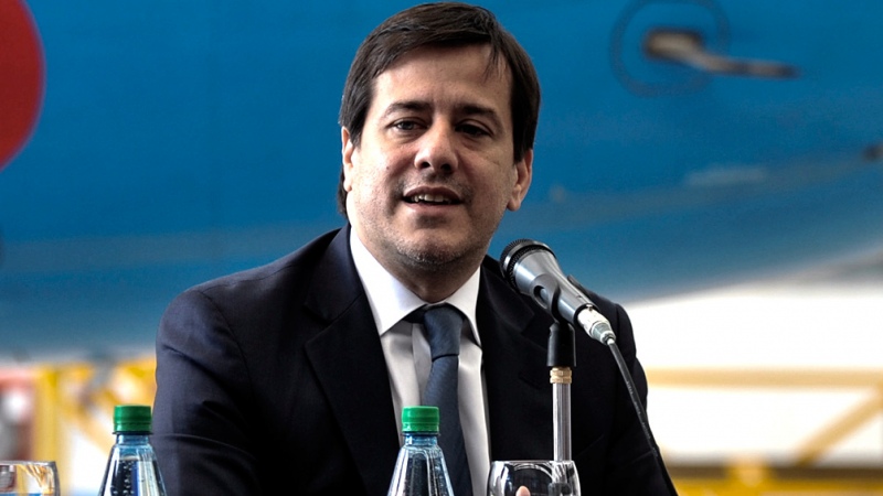 Recalde: "Hay que dialogar, no pedir ideas por TikTok como hace Larreta"