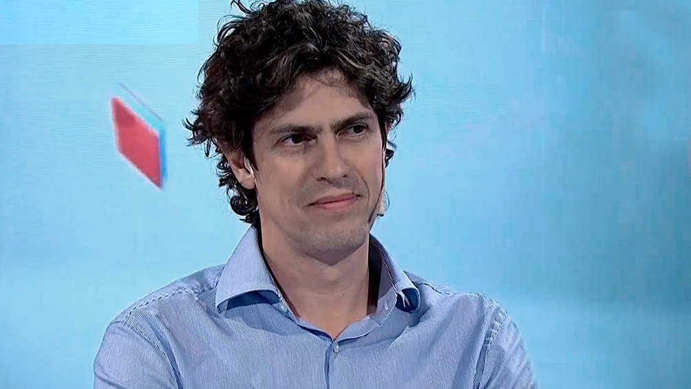 La provocación de la Juventud Pro a Lousteau: "Vení a retirarlo"