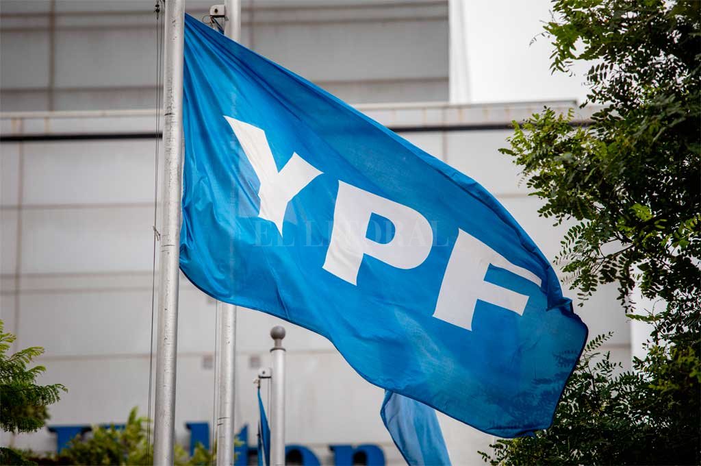 YPF evitó el default y logró un 60% de adhesión al canje de deuda