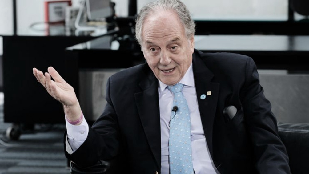 Heller pidió que "vacunen diputados" y lo criticó el FdT y la oposición