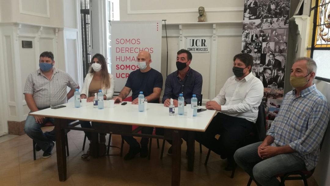 Guouman y Yacobitti visitaron Mercedes por la interna radical bonaerense