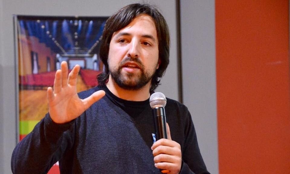 Un funcionario de Kicillof también se manifestó en contra de las PASO