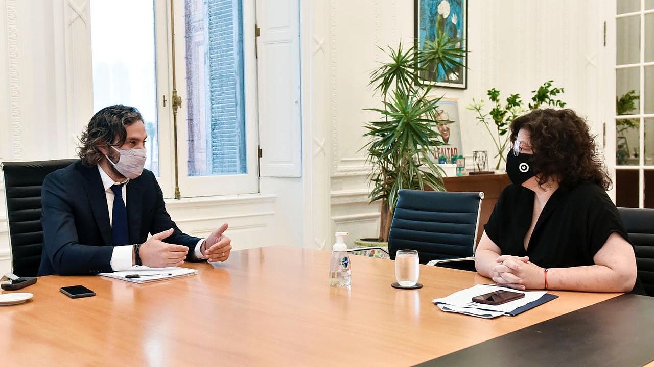 Vizzotti le dijo a Cafiero: "Fueron 10 personas en una situación incorrecta”