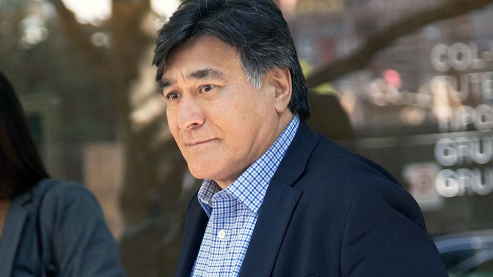 Polémico: Zanini se anotó como "personal de la salud" y se dio la Sputnik