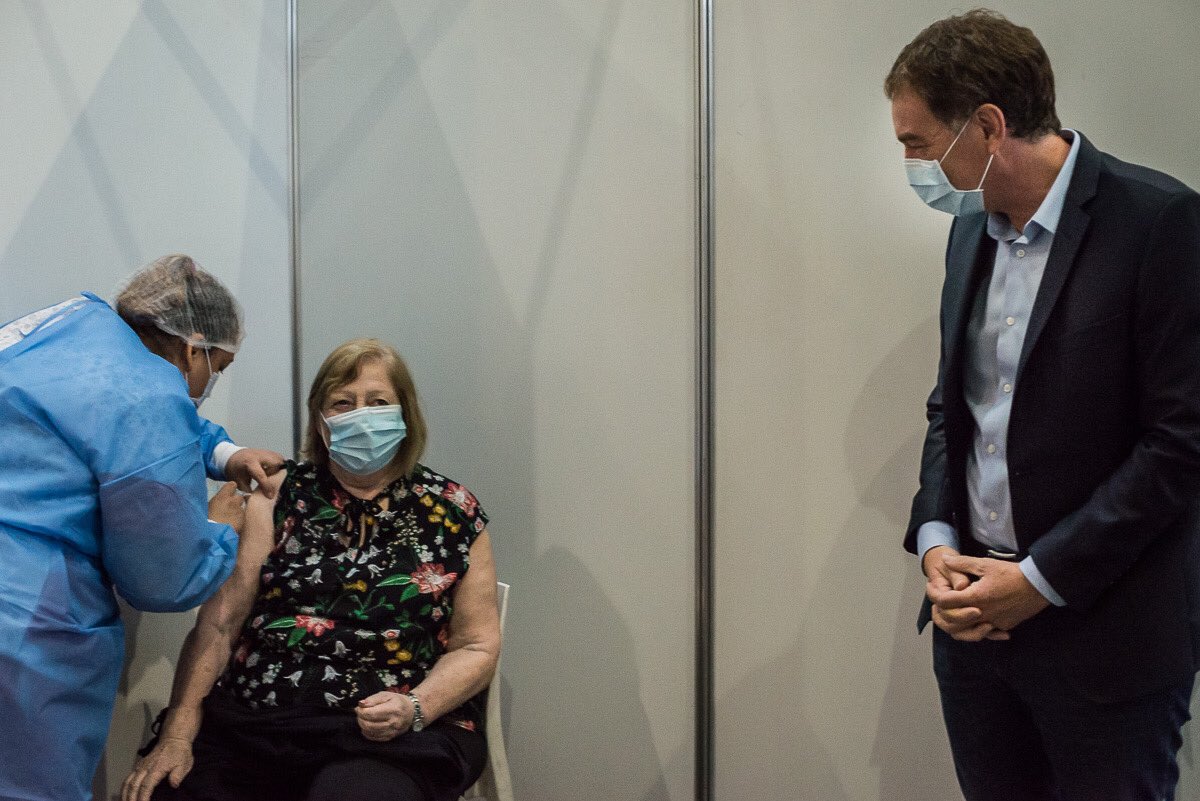 Santilli: "En la Ciudad, la vacuna llega a los más necesitados, sin privilegios"