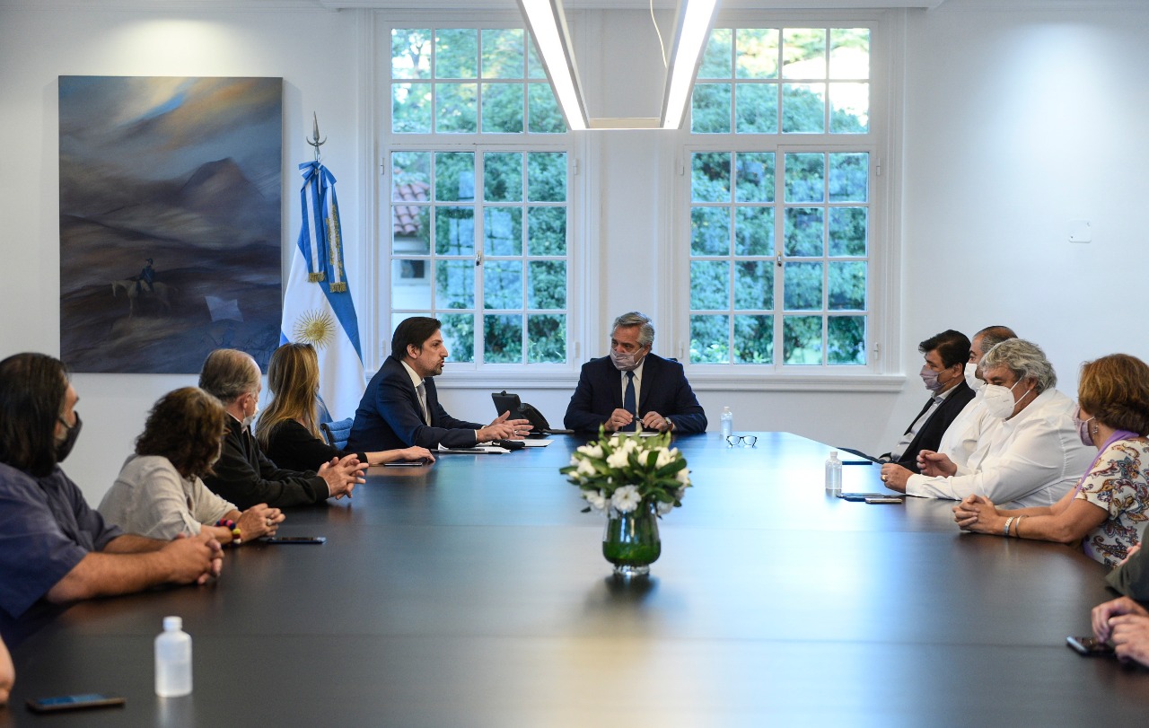Alberto recibió a sindicatos docentes tras el acuerdo en la paritaria del 34,55%