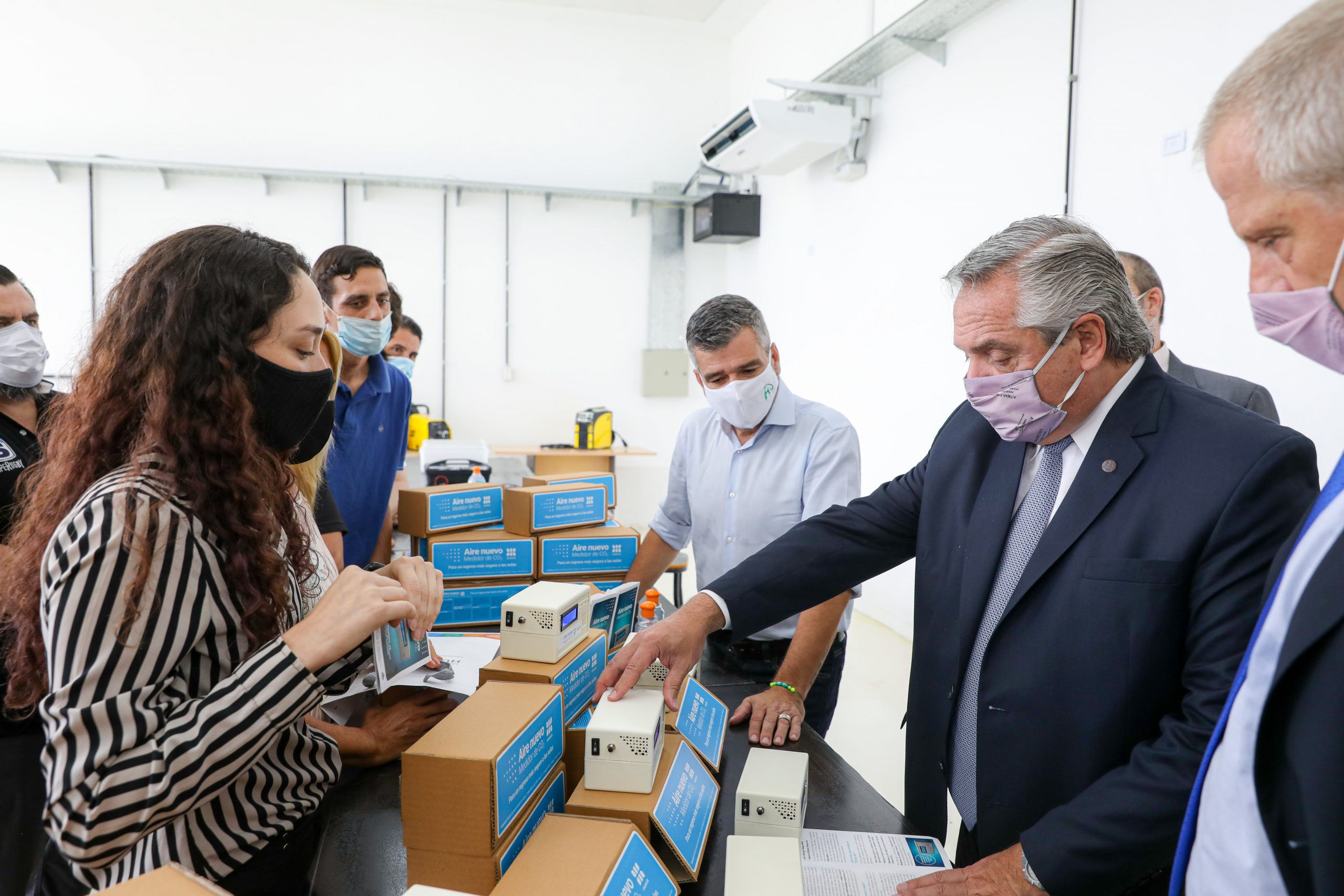 "Tenemos que ser capaces de construir nuestra propia tecnología"