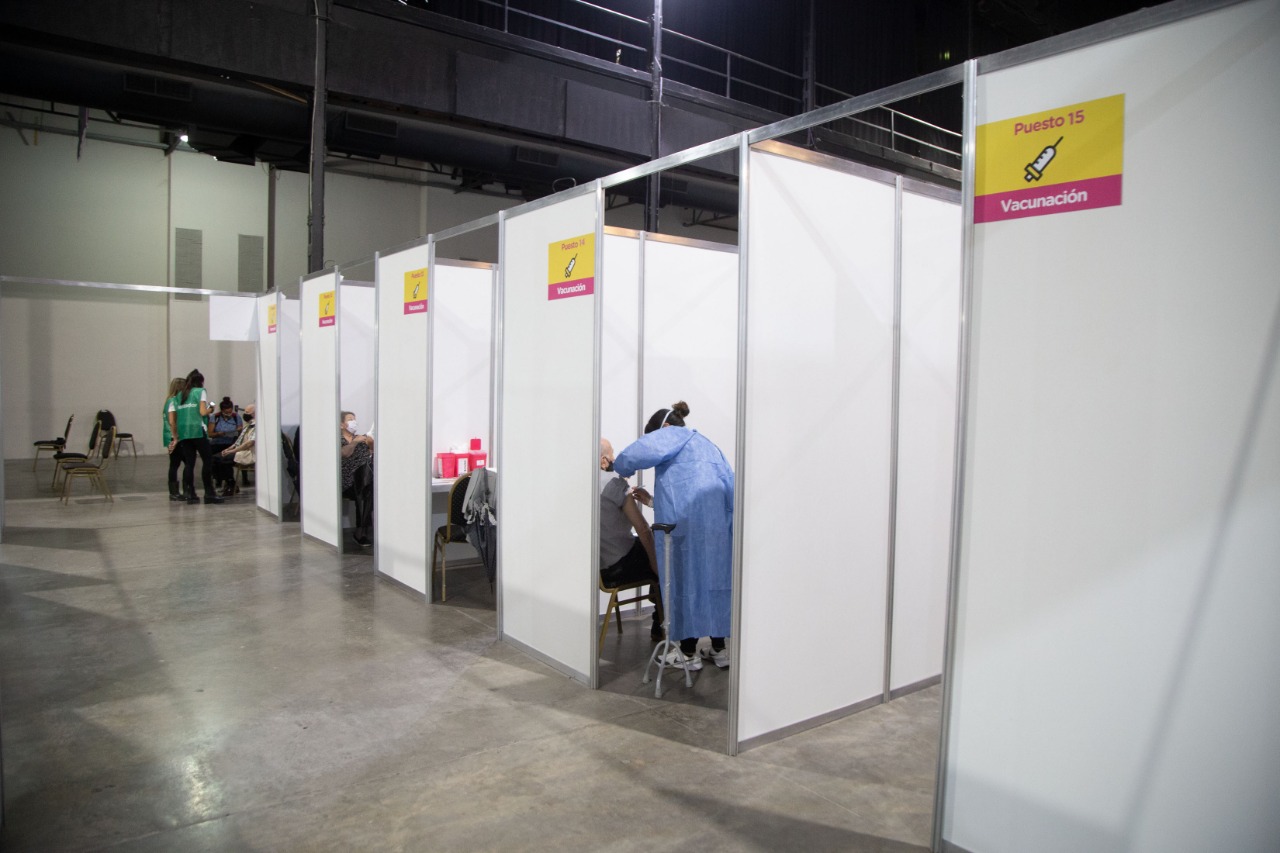 Rechazan cautelar contra convenios privados para la provisión de vacunas en la Ciudad