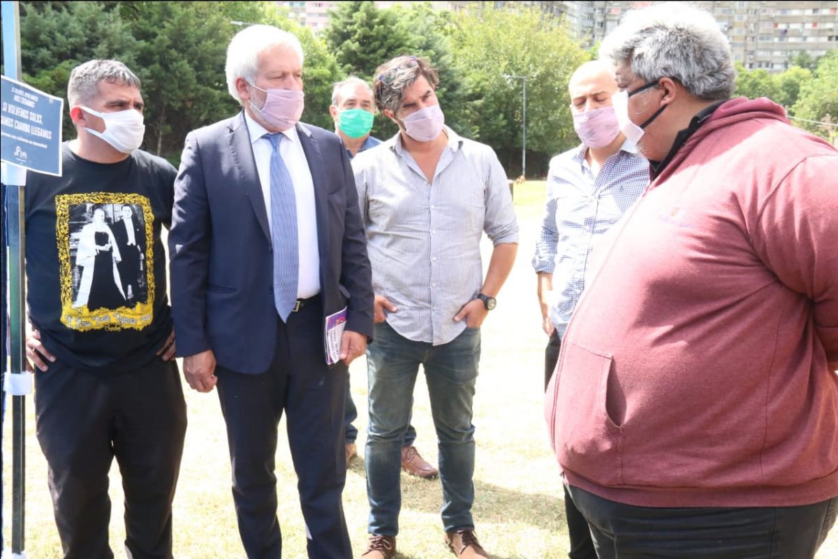 Ferreño visitó la clínica móvil del Evita en Lugano