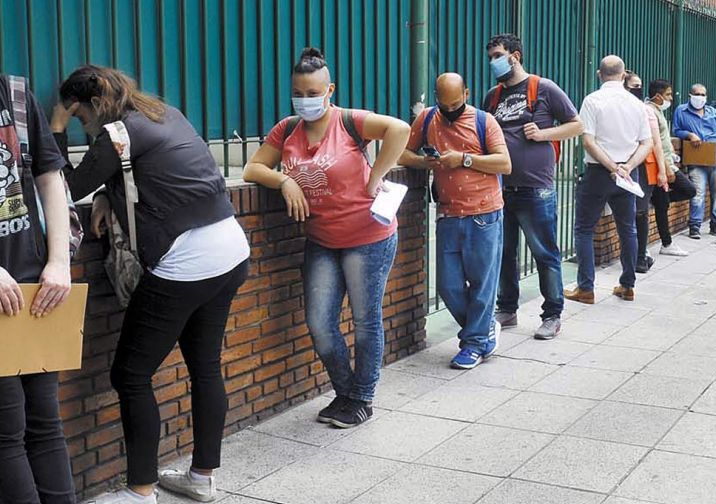 Indec: hubo más de 2,2 millones de personas sin trabajo a fines de 2020