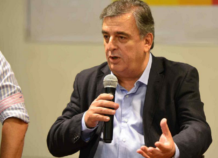 La oposición le contestó a Alberto: “Se volvió un barrabrava”