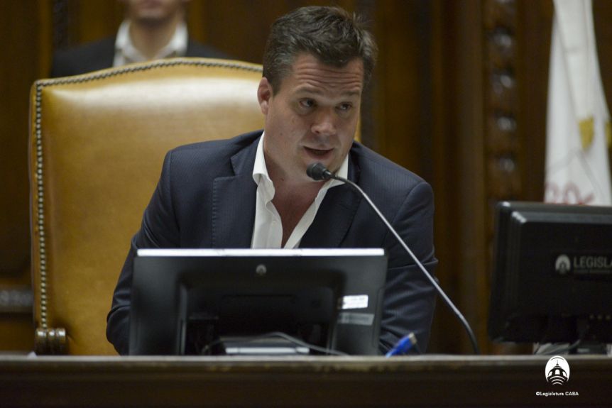 Forchieri criticó a Nación: "Un gobierno desacreditado, se vuelve autoritario"