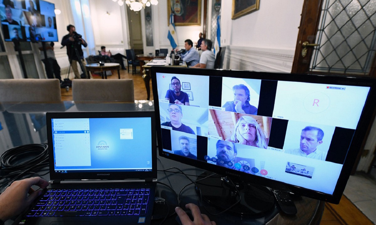 Sigue el debate de los proyectos de Ganancias a empresas y consenso fiscal