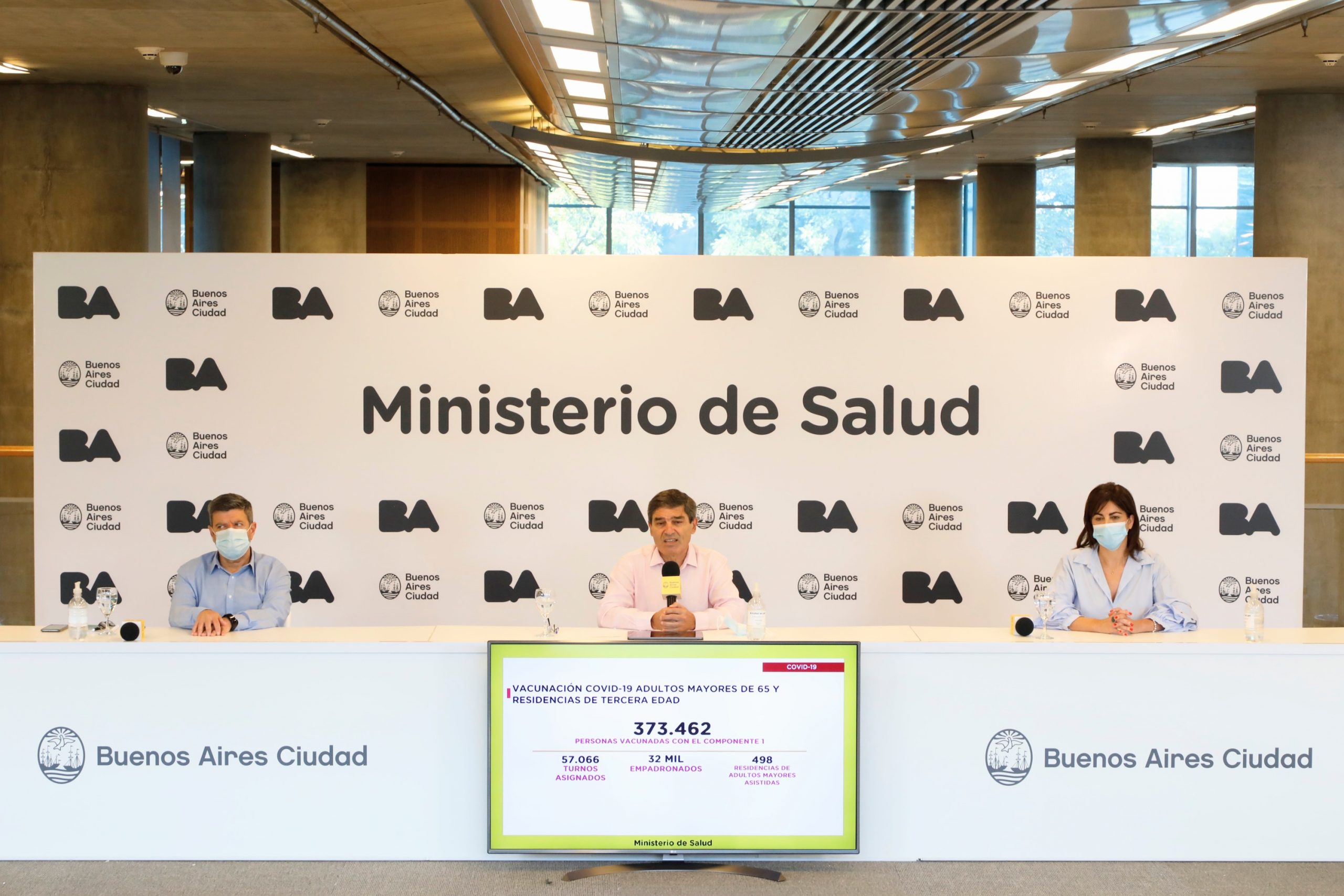 Quirós: “Hay que hacer un esfuerzo enorme dos semanas para bajar la curva"