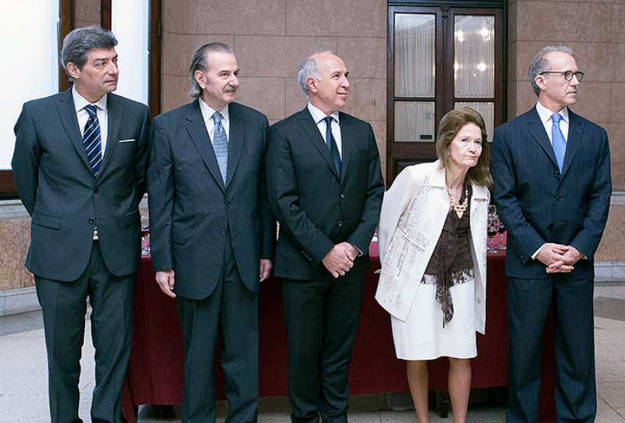 El Gobierno presentó un escrito ante la Corte para que rechace el pedido de Larreta