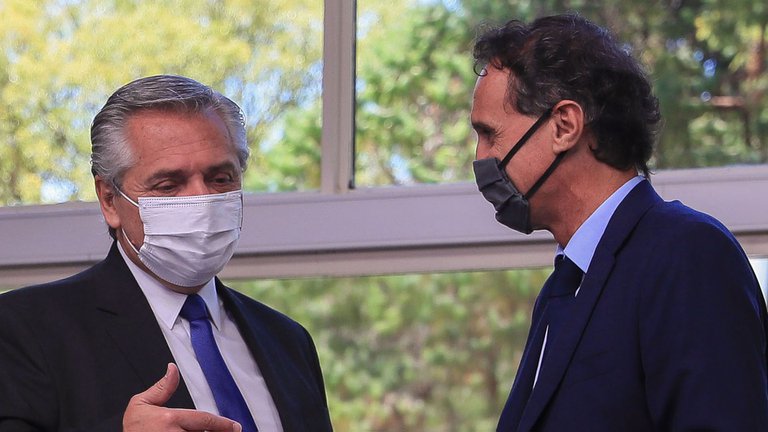 Katopodis desde Transporte, decidió prorrogar el contrato a Hidrovía