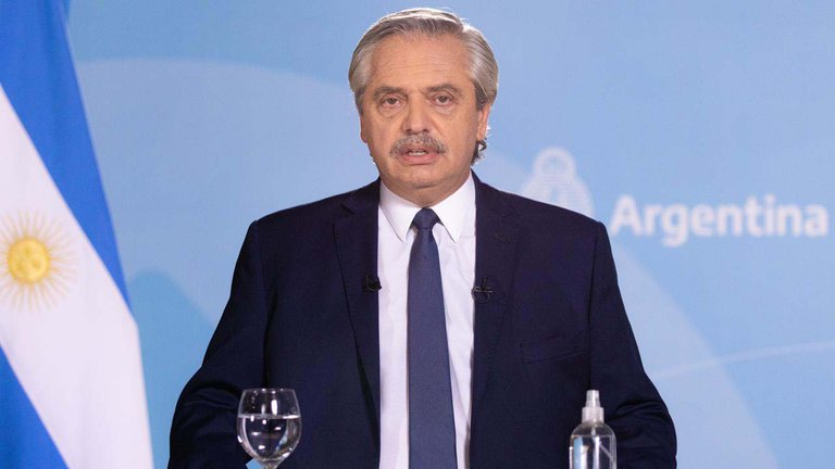 Alberto extendió las restricciones hasta el 21 de mayo, con clases presenciales suspendidas